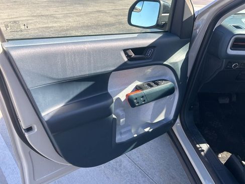 Used 2024 Ford Maverick XLT w/ XLT Luxury Package image 9