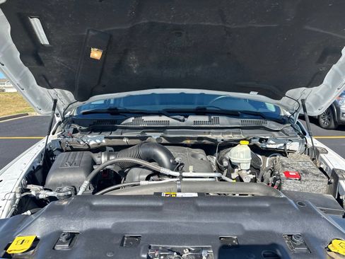 Used 2015 RAM 1500 Laramie w/ Convenience Group AWD/4WD image 46