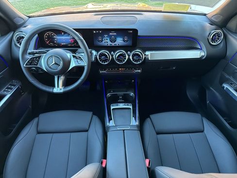New 2026 Mercedes-Benz GLB 250 4MATIC image 23