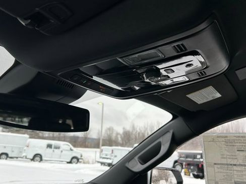 New 2026 Chevrolet Suburban LT w/ Comfort Package image 24