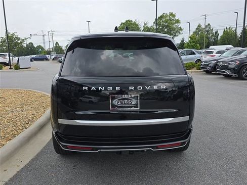 Used 2025 Land Rover Range Rover Autobiography AWD/4WD image 5