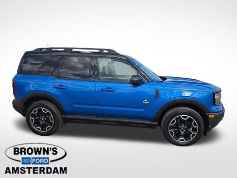 Used 2025 Ford Bronco Sport Outer Banks w/ Outer Banks Tech Package+ AWD/4WD image 6