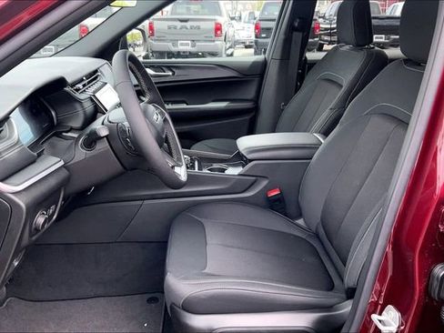 New 2026 Jeep Grand Cherokee L Laredo AWD/4WD image 9