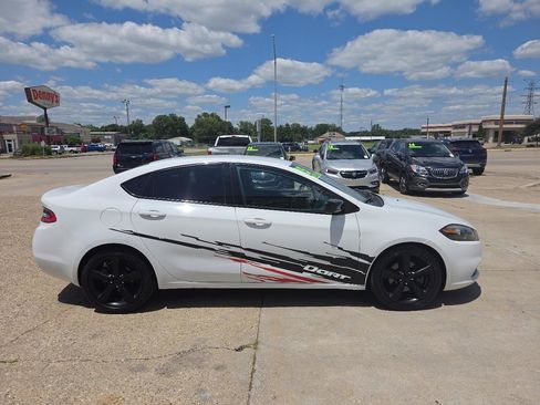 Used 2015 Dodge Dart SXT FWD image 5