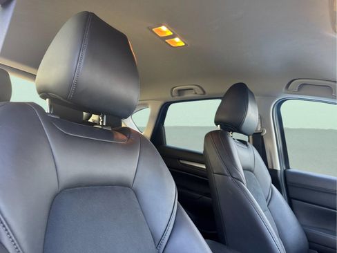 Used 2020 MAZDA CX-5 Touring image 17