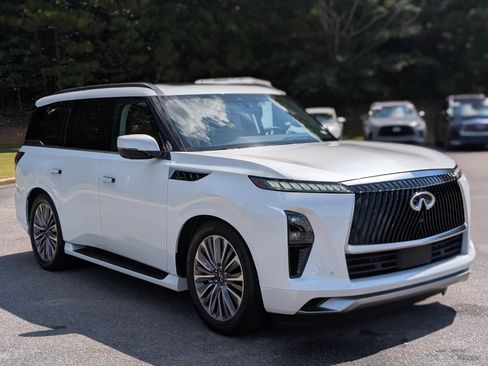 Used 2025 INFINITI QX80 Luxe AWD/4WD image 11
