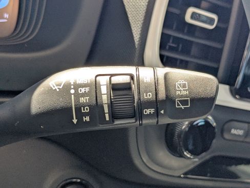 New 2025 Hyundai Venue Limited image 26