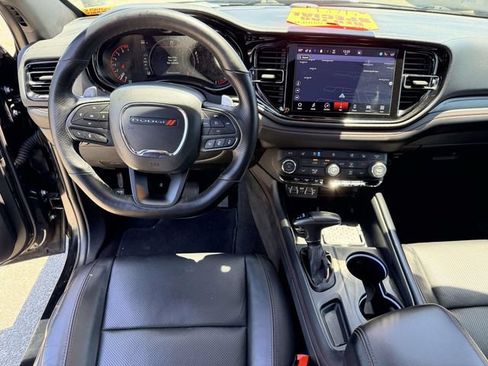 Used 2025 Dodge Durango GT AWD/4WD image 18