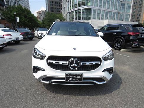 Used 2026 Mercedes-Benz GLA 250 4MATIC image 6
