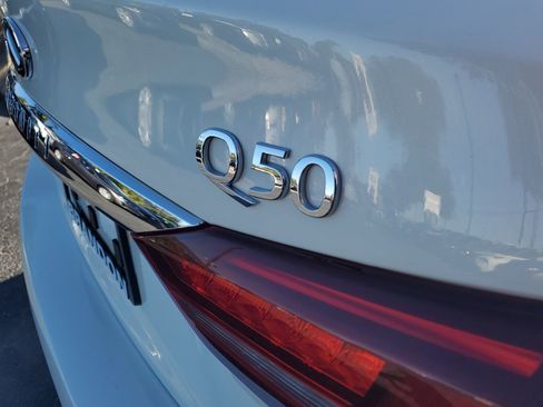 Used 2022 INFINITI Q50 Sensory image 8