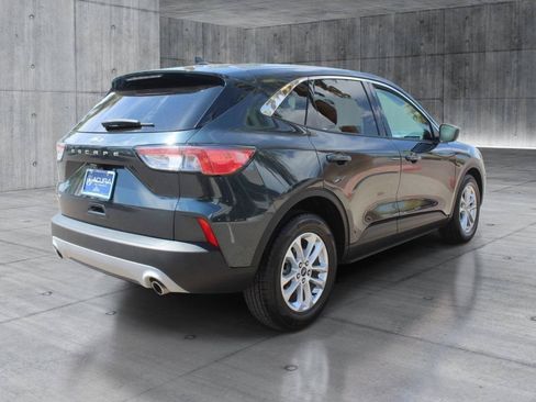 Used 2022 Ford Escape SE w/ Convenience Package FWD image 7