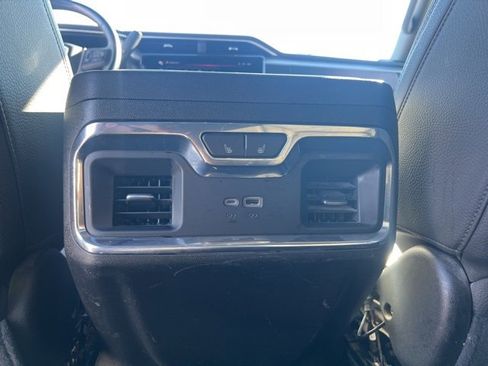 Used 2024 GMC Sierra 2500 Denali w/ Denali Reserve Package image 39