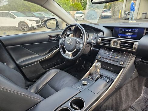 Used 2016 Lexus IS 300 AWD w/ Navigation System Package image 10