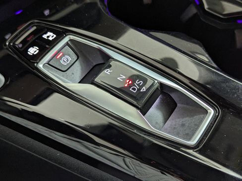 Certified 2025 Audi Q5 Premium Plus w/ Premium Plus image 23