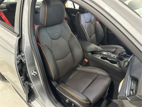 New 2026 Cadillac CT4 V w/ LPO, ONYX Package image 31