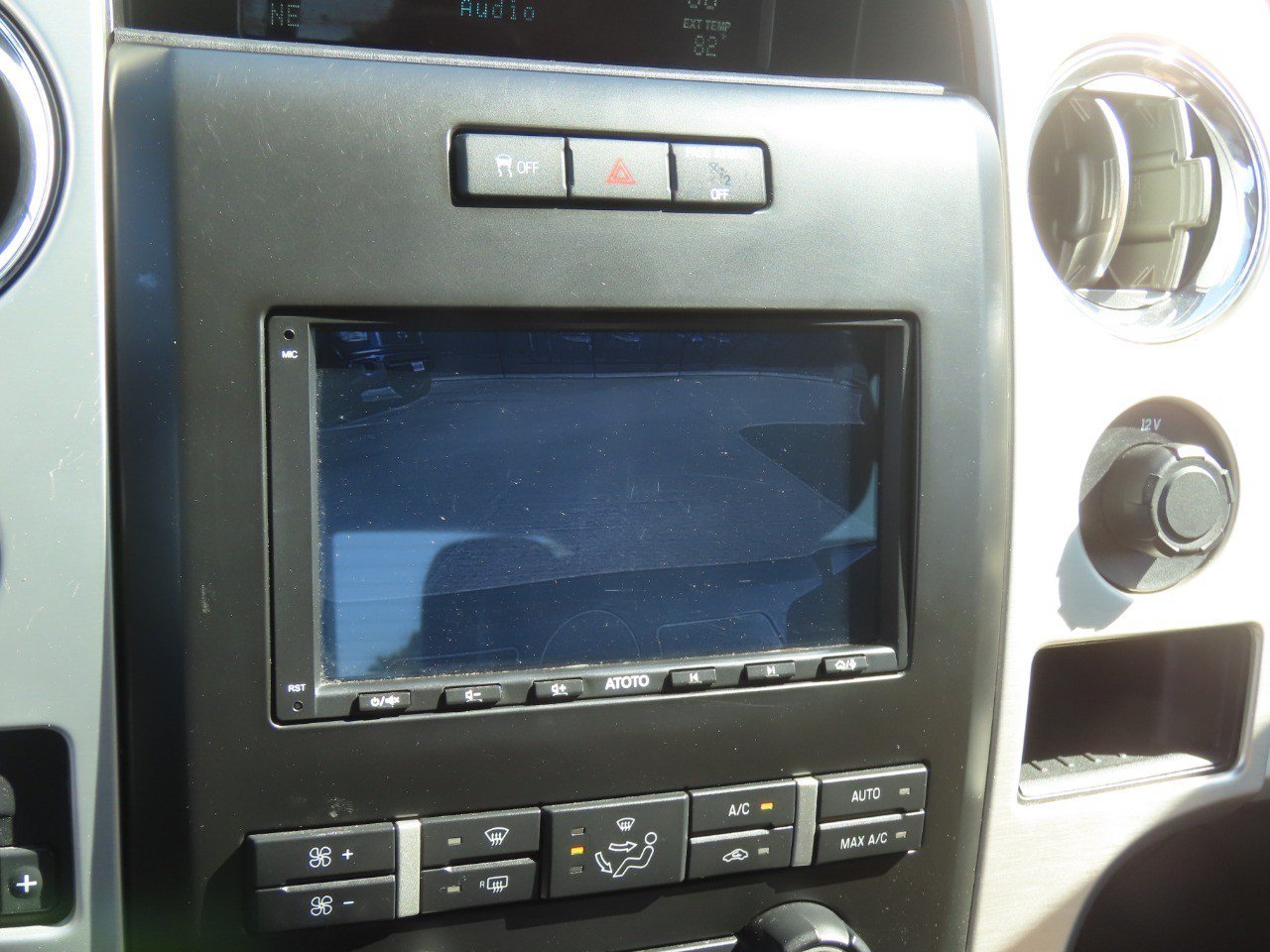 Used 2011 Ford F150 Platinum AWD/4WD image 31