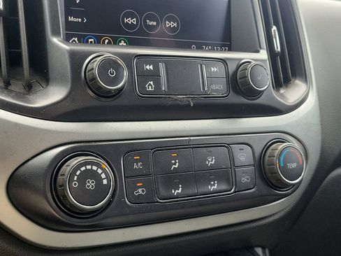 Used 2020 Chevrolet Colorado LT w/ Safety Package RWD image 25