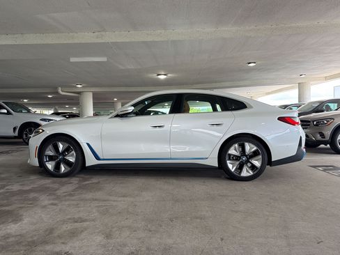 Used 2023 BMW i4 eDrive35 RWD image 2