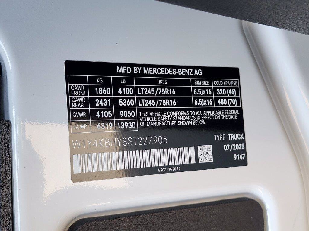 Used 2025 Mercedes-Benz Sprinter 2500 image 29