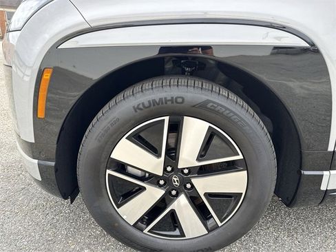 New 2026 Hyundai Ioniq 9 SEL image 10