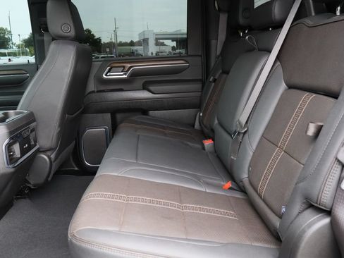 Certified 2024 Chevrolet Silverado 3500 High Country w/ High Country Premium Package AWD/4WD image 27