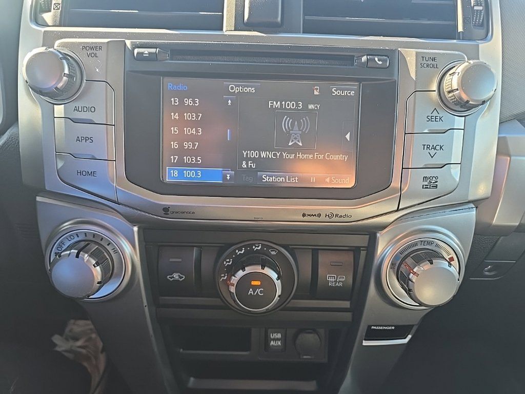 Used 2019 Toyota 4Runner SR5 AWD/4WD image 23