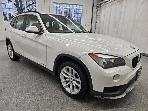 Used 2015 BMW X1 xDrive28i image 3