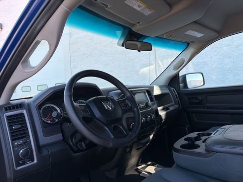 Used 2017 RAM 1500 ST w/ SXT Appearance Group image 10