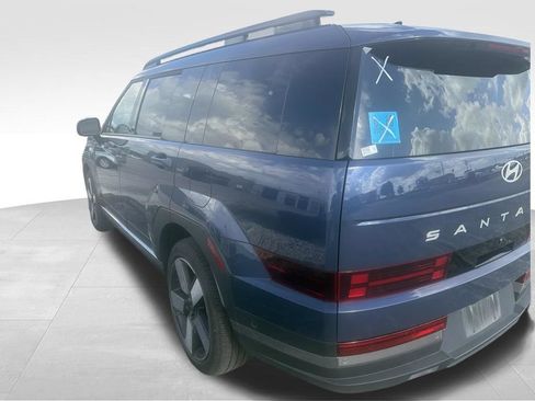 Used 2025 Hyundai Santa Fe Limited FWD image 31
