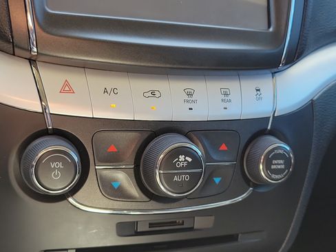 Used 2017 Dodge Journey GT FWD image 24