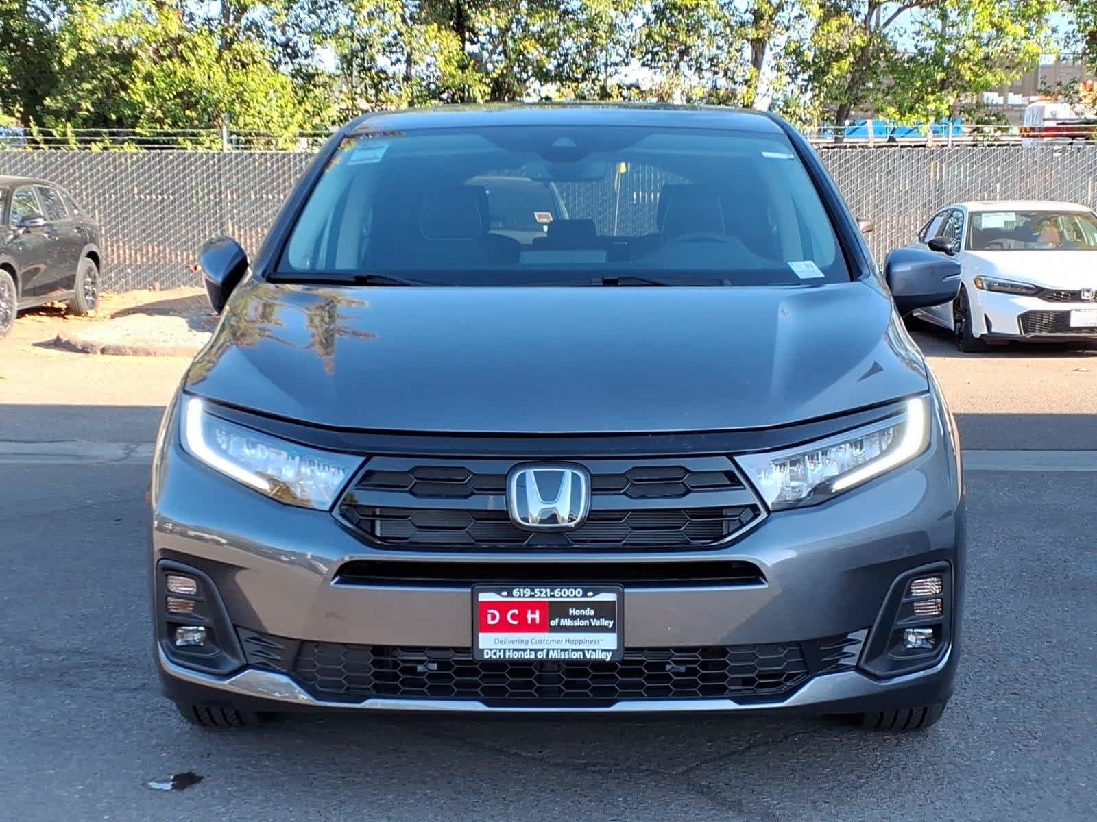 New 2027 Honda Odyssey Touring image 2