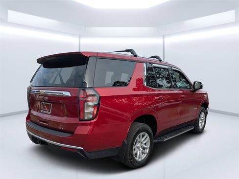 Used 2021 Chevrolet Tahoe LT w/ Luxury Package image 3