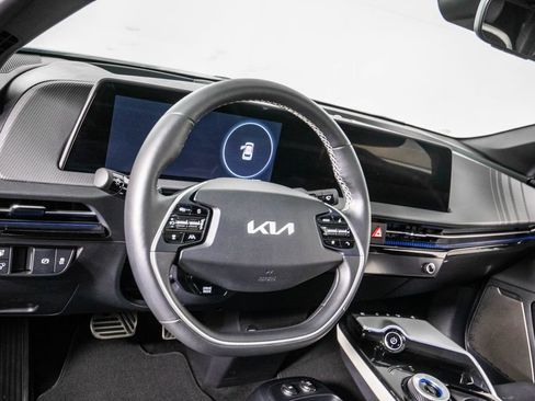 Used 2023 Kia EV6 GT-Line w/ GT-Line Suede Seat Package image 17