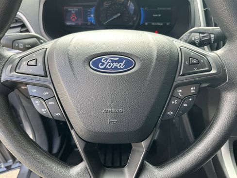 Used 2022 Ford Edge SE w/ Black Appearance Package AWD/4WD image 17