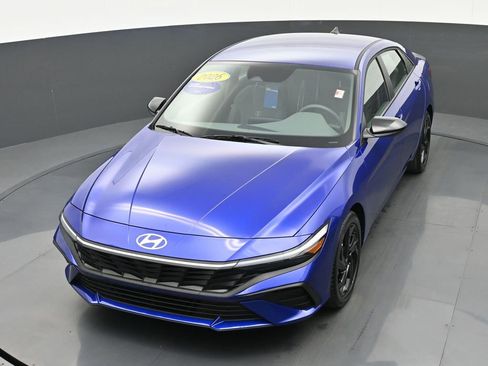Certified 2026 Hyundai Elantra Sport w/ Cargo Package FWD image 38