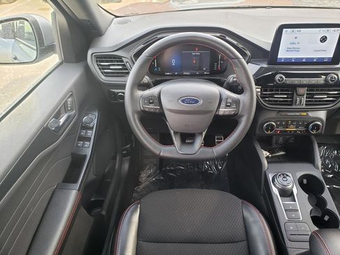 Used 2024 Ford Escape ST-Line image 23