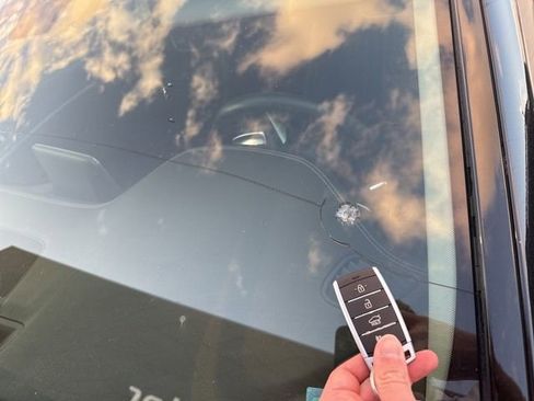 Used 2020 Genesis G70 3.3T w/ Elite Package image 33