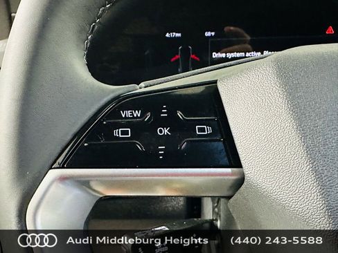 Certified 2025 Audi Q5 Premium w/ Convenience Package AWD/4WD image 17