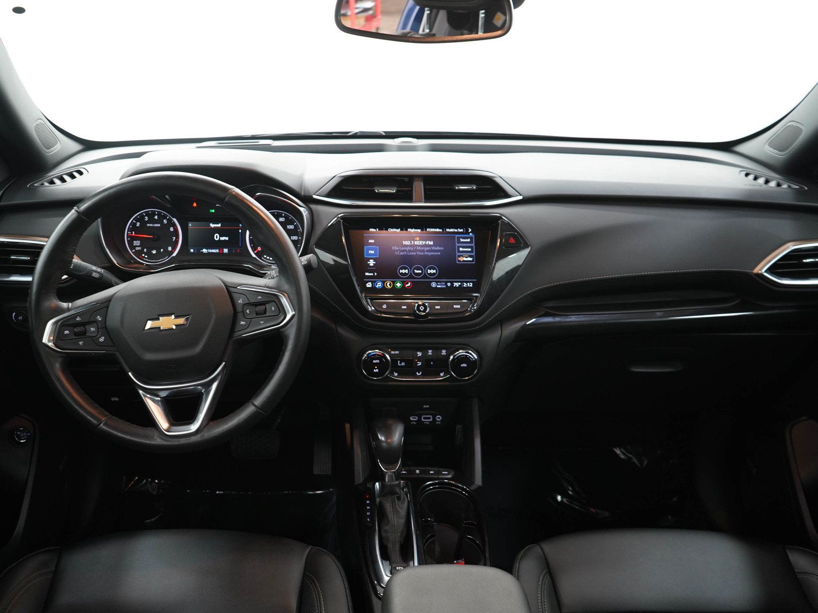 Used 2022 Chevrolet TrailBlazer ACTIV w/ Sun and Liftgate Package AWD/4WD image 17