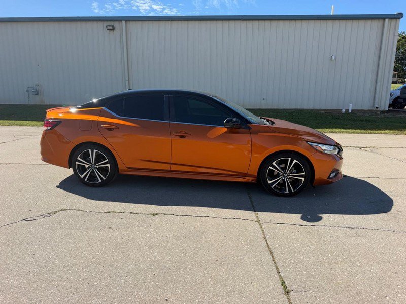 Used 2022 Nissan Sentra SR FWD image 2