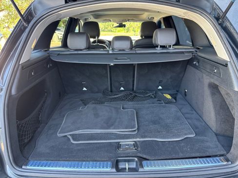 Used 2021 Mercedes-Benz GLC 300 w/ Premium Package image 16