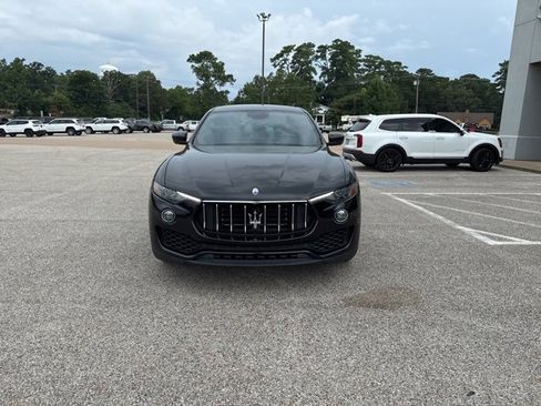 Used 2018 Maserati Levante image 2