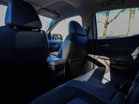 Used 2019 Chevrolet Colorado Z71 image 22