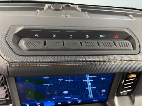 Used 2024 Ford Bronco Badlands AWD/4WD image 27