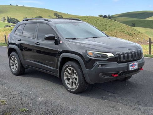 Used 2022 Jeep Cherokee Trailhawk AWD/4WD image 8