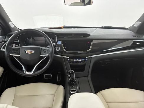 Used 2025 Cadillac XT6 Sport w/ LPO, Floor Liner Package AWD/4WD image 20