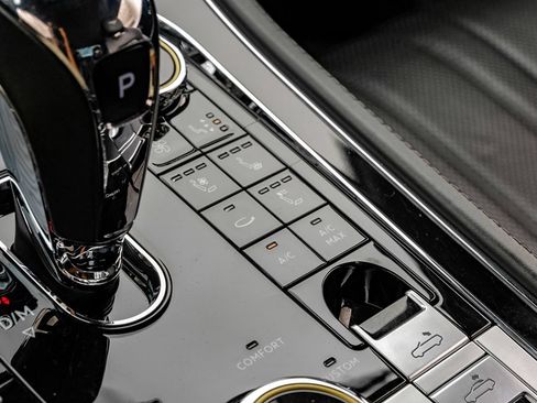 Used 2020 Bentley Continental GT AWD/4WD image 26