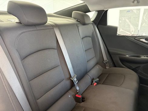 Used 2021 Chevrolet Malibu RS FWD image 31