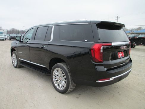 New 2026 GMC Yukon XL Elevation w/ Elevation Premium Package image 6