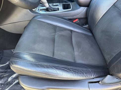 Used 2019 Jeep Grand Cherokee Altitude image 26